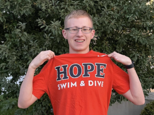 USA Paralympic National Team Member, Aaron Thomas, signs with DIII Hope College (2024)